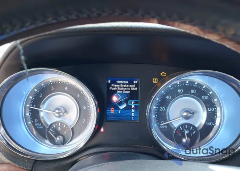 2012 Chrysler 300 Limited z USA, uszkodzony, nr VIN 2C3CCACG4CH263518